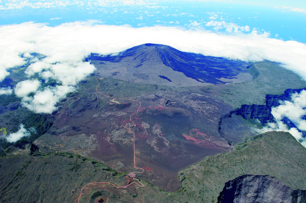 Ilang PITONS CIRQUES ET REMPARTS Serge GELABERT 1024x681